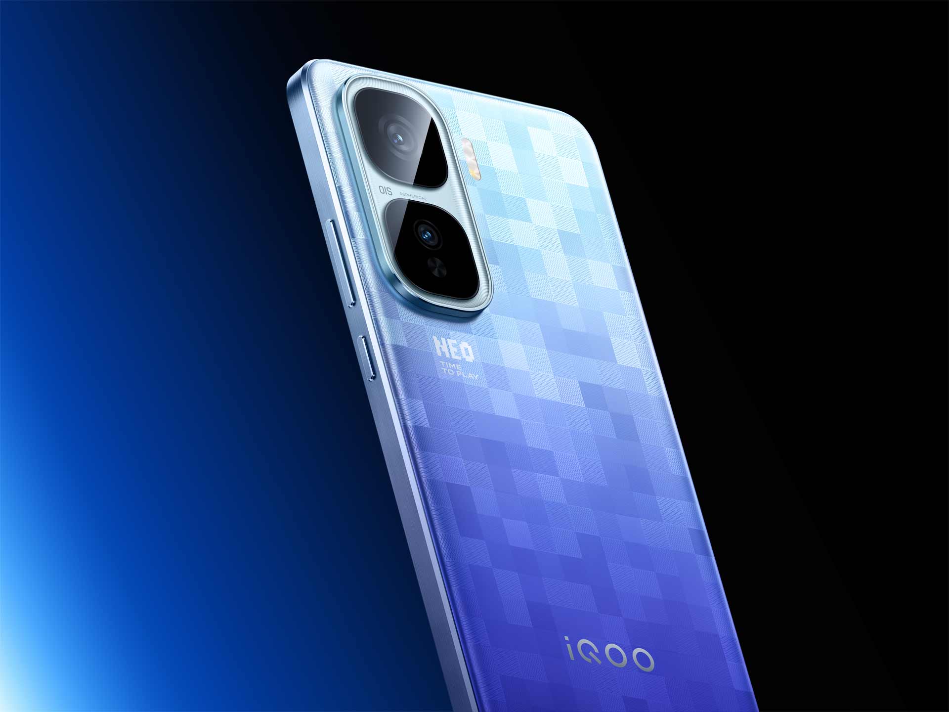 iQOO Neo10 Pro ，超配双芯战神