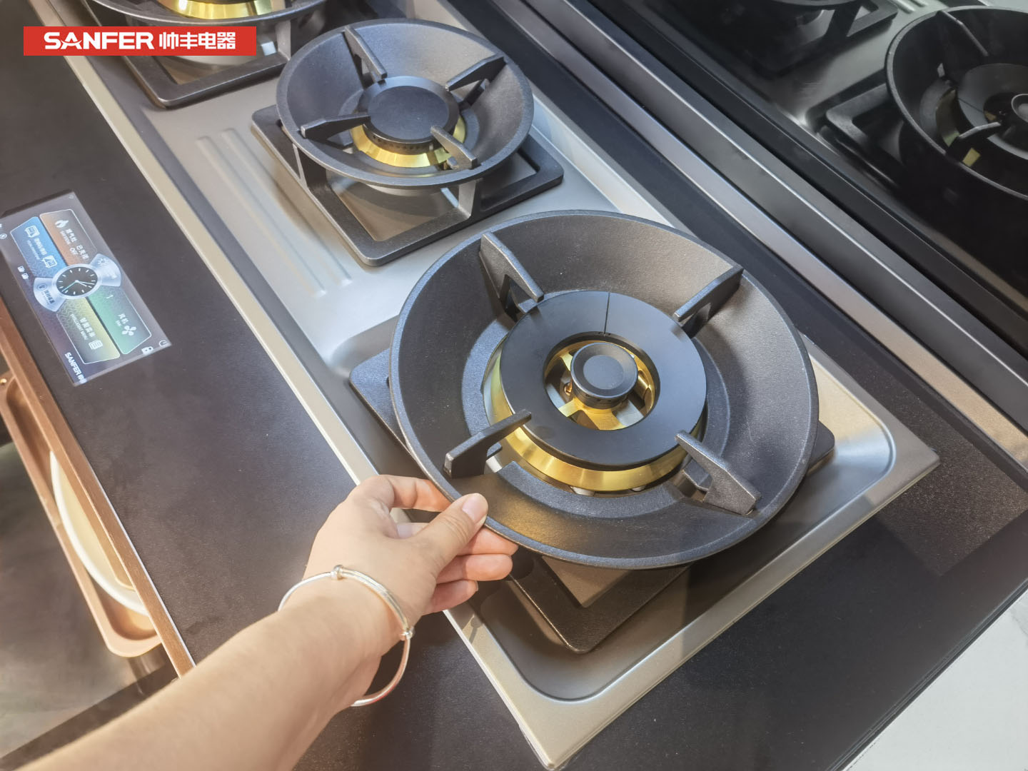 帅丰星辰X1蒸烤同步集成灶