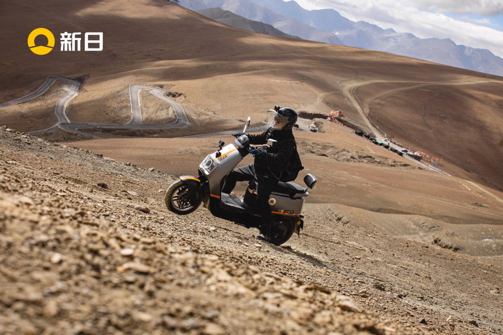 新日幻影F9：登顶珠峰同款